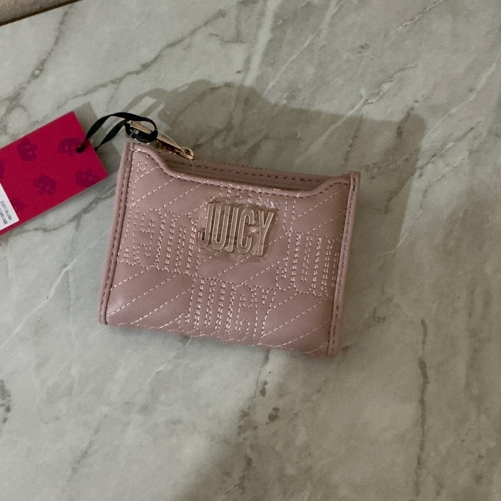 Juicy Couture Blush Quilted Bifold Wallet With Pullout Card Case.